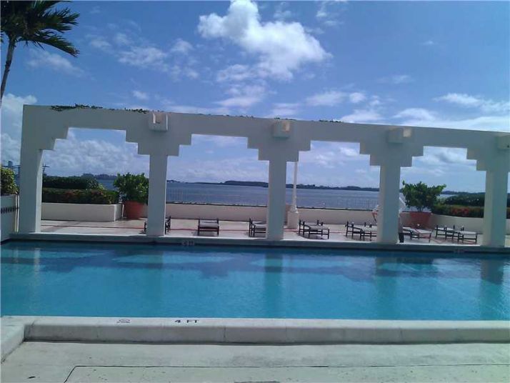 770 CLAUGHTON ISLAND DR # PH-5, Miami, FL 33131