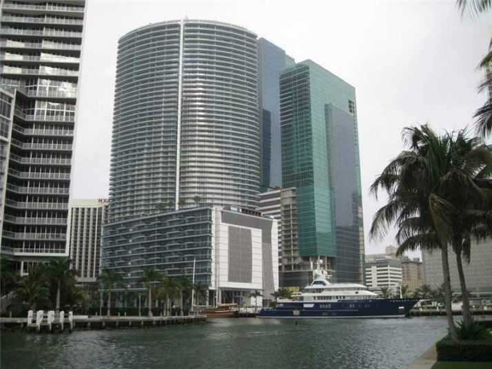 200 BISCAYNE BLVD WY # 905, Miami, FL 33131