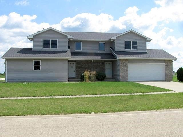 Kay, Herscher, IL 60941