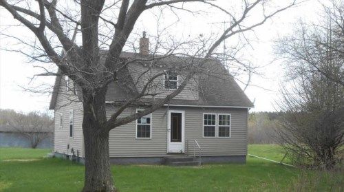 302 7th St NE, Hinckley, MN 55037