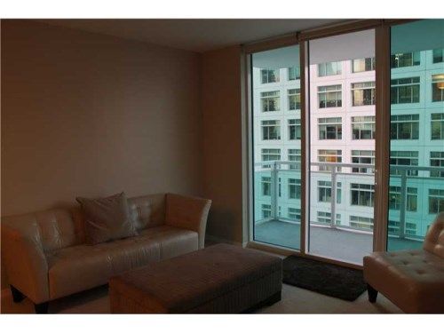950 BRICKELL BAY DR # 1804F, Miami, FL 33131