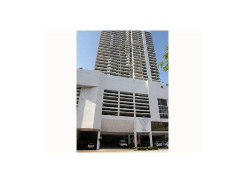 555 NE 15 ST # PH-D, Miami, FL 33132