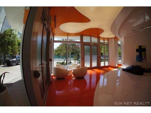 31 6 ST # 902, Miami, FL 33131