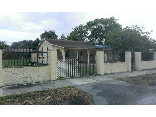 2340 NW 93 TE, Miami, FL 33147