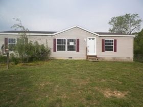 191 Culprit View Ln, Morehead, KY 40351