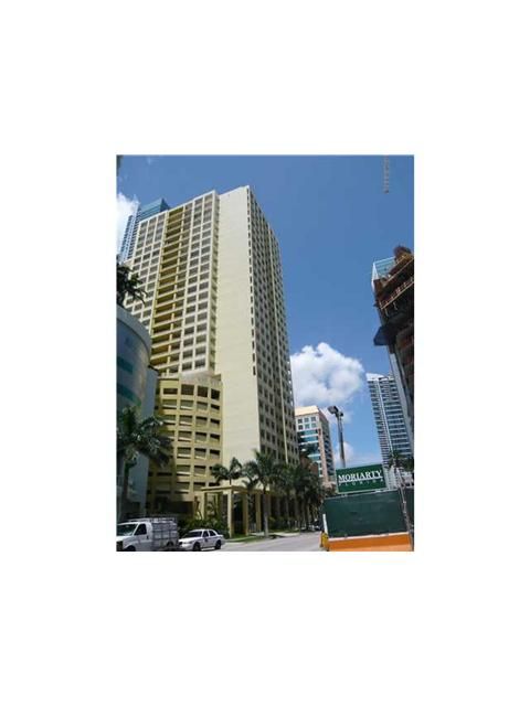 170 SE 14 ST # 1403, Miami, FL 33131