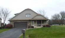 3962 Kingsway Dr Crown Point, IN 46307