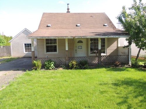 1520 Shady Lane NE, Salem, OR 97303
