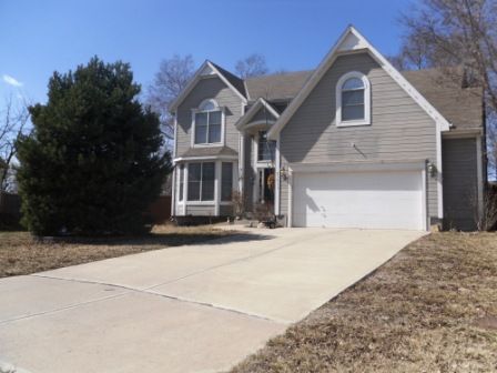 21911 Elm Street, Spring Hill, KS 66083