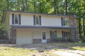 22 Teresa Street, Batesville, AR 72501