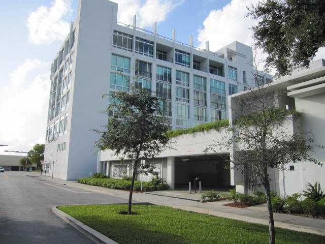 8101 BISCAYNE BL # R-602, Miami, FL 33138