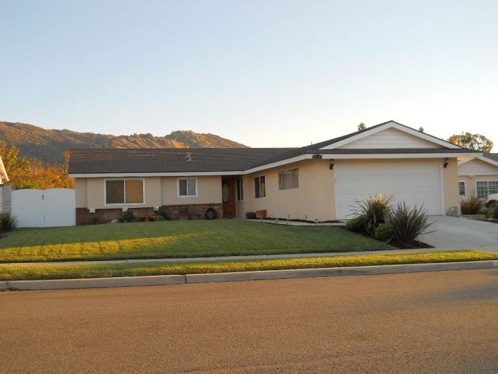 6550 Charing St, Simi Valley, CA 93063