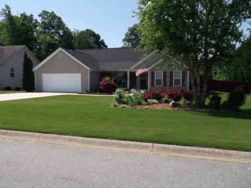 450 Beranda Circle, Douglasville, GA 30134