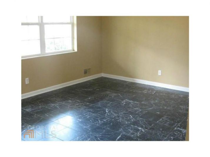 6341 Garnet Drive, Douglasville, GA 30135