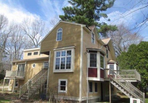 24 Darcy Ln, Pascoag, RI 02859