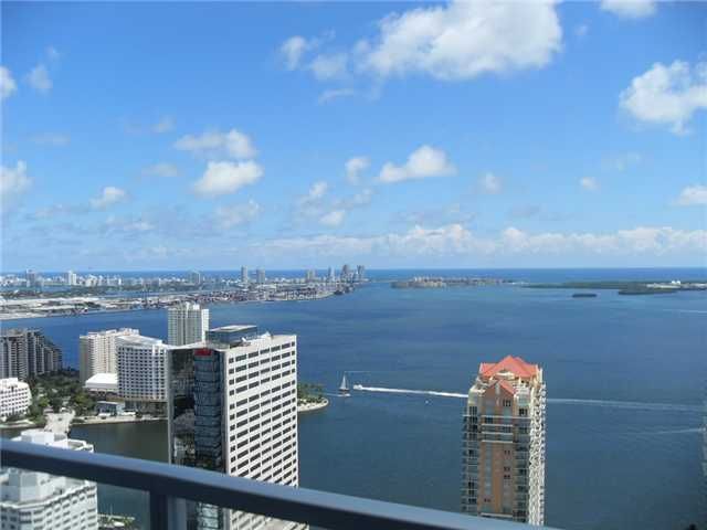 1060 BRICKELL AV # 4305, Miami, FL 33131