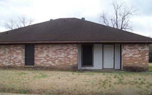 706 Alexander & 505, Breaux Bridge, LA 70517