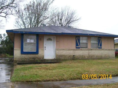 2721 Erin Dr, Marrero, LA 70072