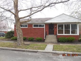 2800 W 83rd Place, Chicago, IL 60652