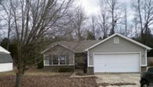 348 S Shore Dr Shepherdsville, KY 40165