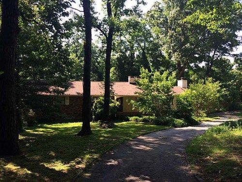 410 Highland Valley Court, Atlanta, GA 30327