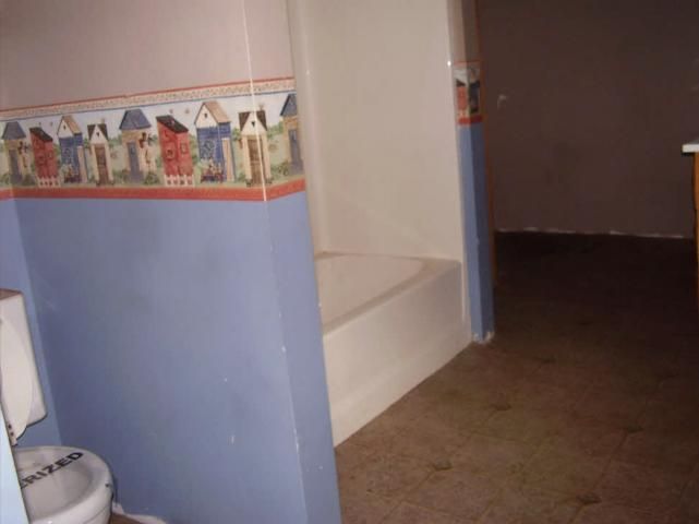 202 Main Street W, Augusta, IL 62311