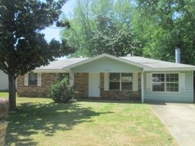 3026 Hines Dr, Jacksonville, AR 72076