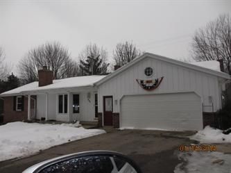 880 92nd St, Byron Center, MI 49315