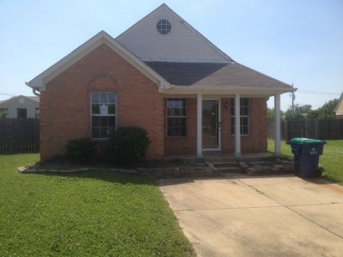 5893 Kayla Dr, Southaven, MS 38671