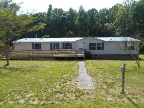 55 S Moore Dr, Roxboro, NC 27574