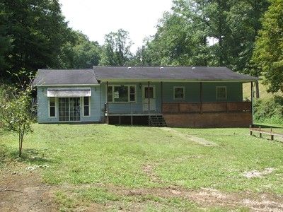 235 Trace Fork Road, Tomahawk, KY 41262