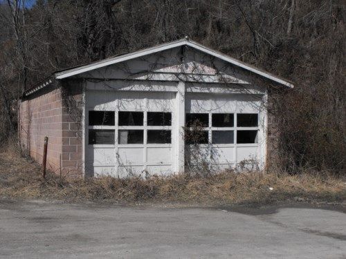 KY RT 40 W, Oil Springs, KY 41238