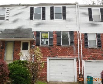 9411 Woodbridge Rd, Philadelphia, PA 19114