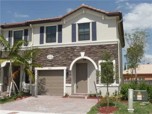 4231 SW 164 CT # 4231, Miami, FL 33185