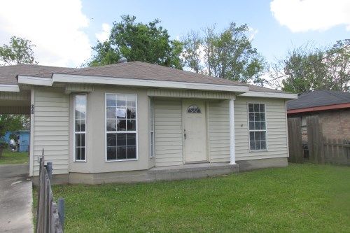 228 Cherbourg St, Houma, LA 70363