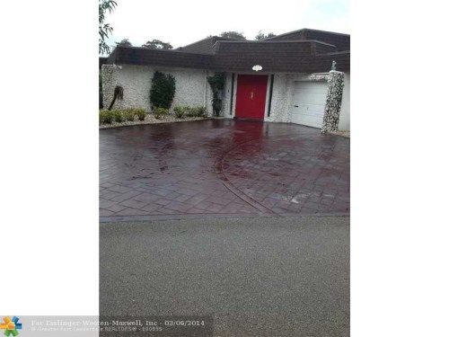 4715 BANYAN LN, Fort Lauderdale, FL 33319