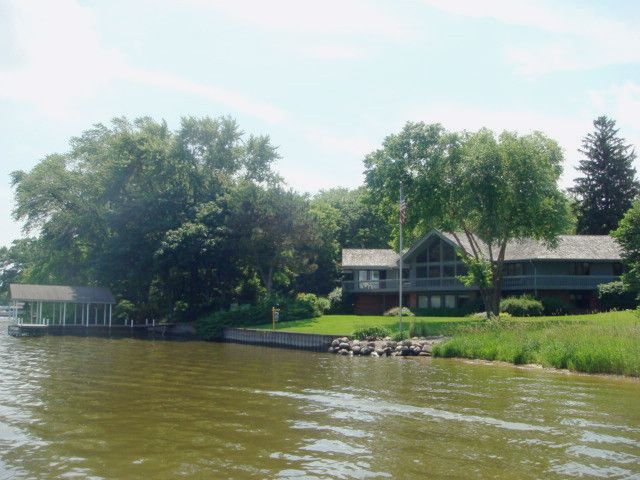 23975 N. Hickory Nut Grove Rd., , IL 60013
