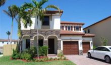 8925 NW 99 AV Miami, FL 33178