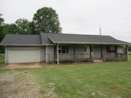 316 Old Hales Gap Rd, Trenton, GA 30752