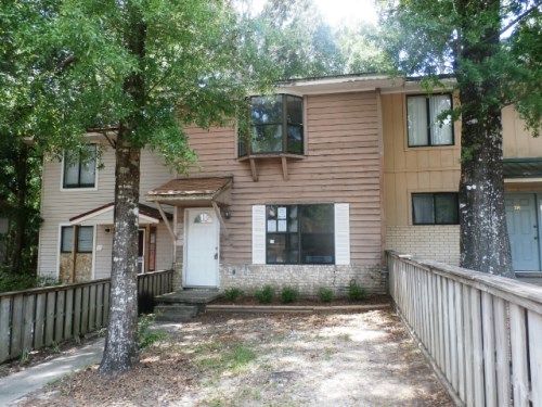 208 Virginia St, Crestview, FL 32539