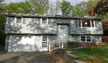 28 Windsor Ln Bristol, CT 06010