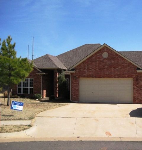 1616 NW 164th Cir, Edmond, OK 73013