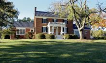300 Clover Hill Farm Keswick, VA 22947