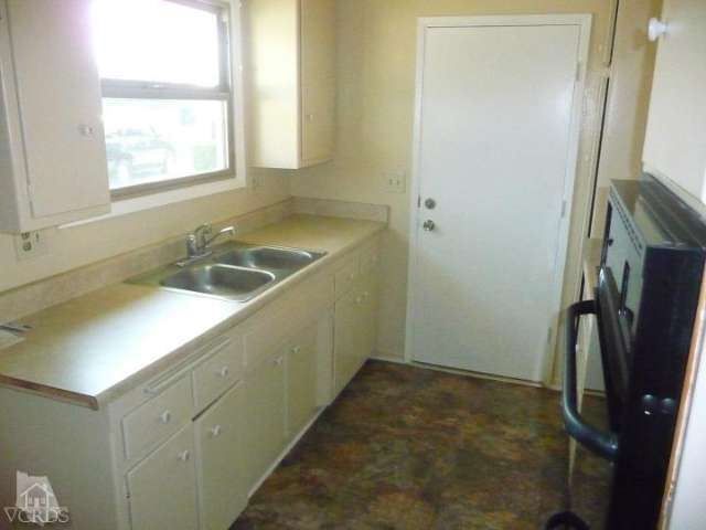 1704 Ontario Street, Oxnard, CA 93035