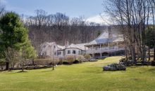 229 Woodside Lane Warm Springs, VA 24484