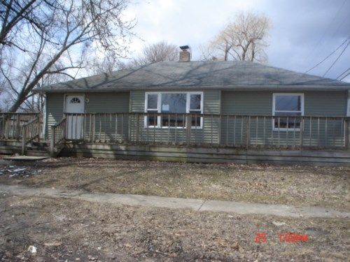 112 South East Street, Kewanna, IN 46939