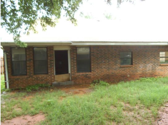 1100 Oakwood Dr, Yukon, OK 73099