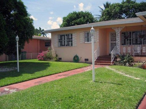 900 LITTLE RIVER DR, Miami, FL 33150