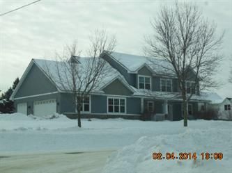 2401 Eagle Ridge Trail, Stillwater, MN 55082