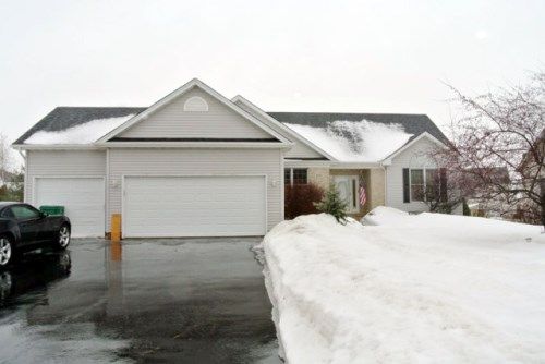603 Woodside Terrace, Hampshire, IL 60140